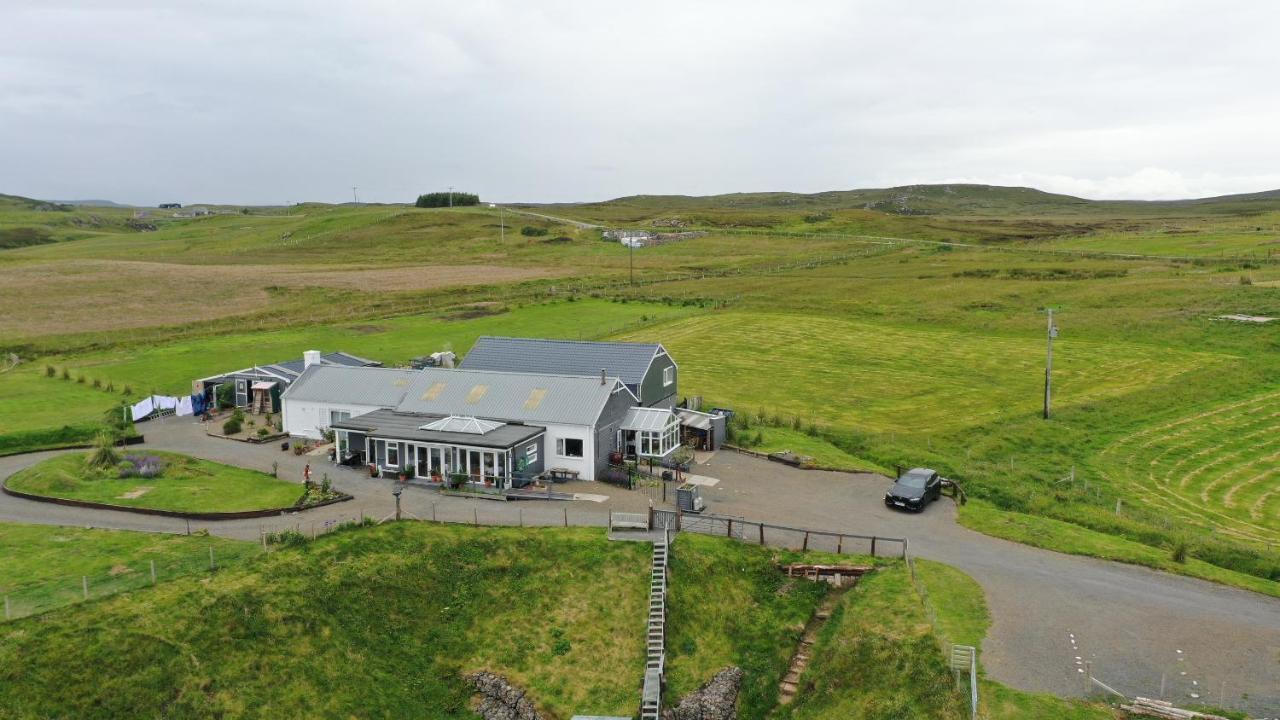 Salmon Landings Hotel Strathy Point Exterior photo